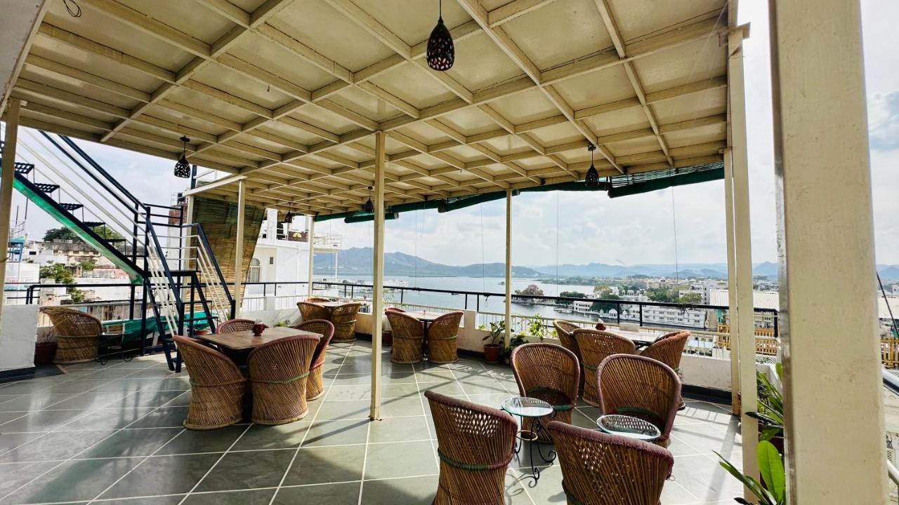 אודייפור Maa Ji House On Lake Pichola מראה חיצוני תמונה
