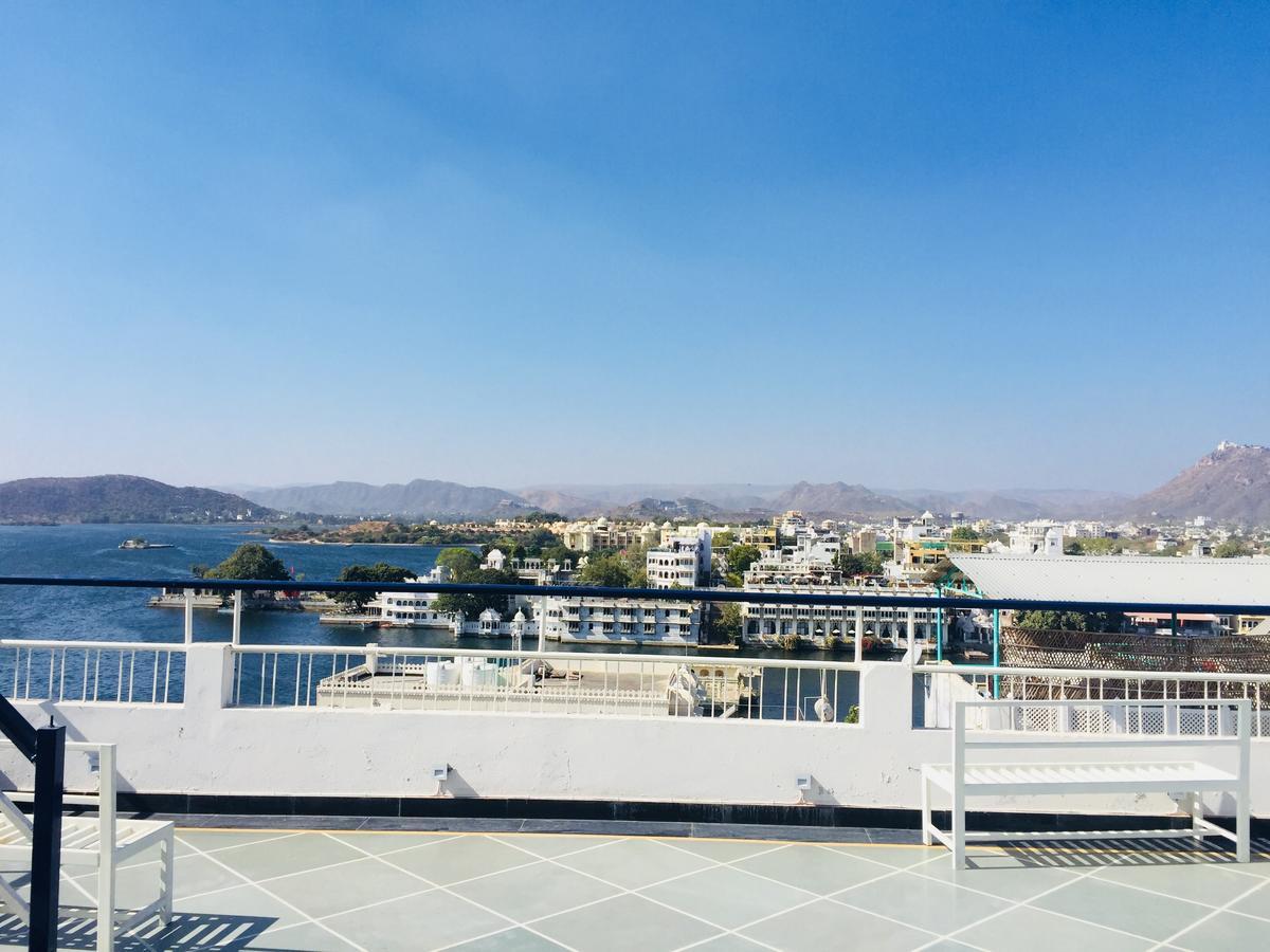 אודייפור Maa Ji House On Lake Pichola מראה חיצוני תמונה