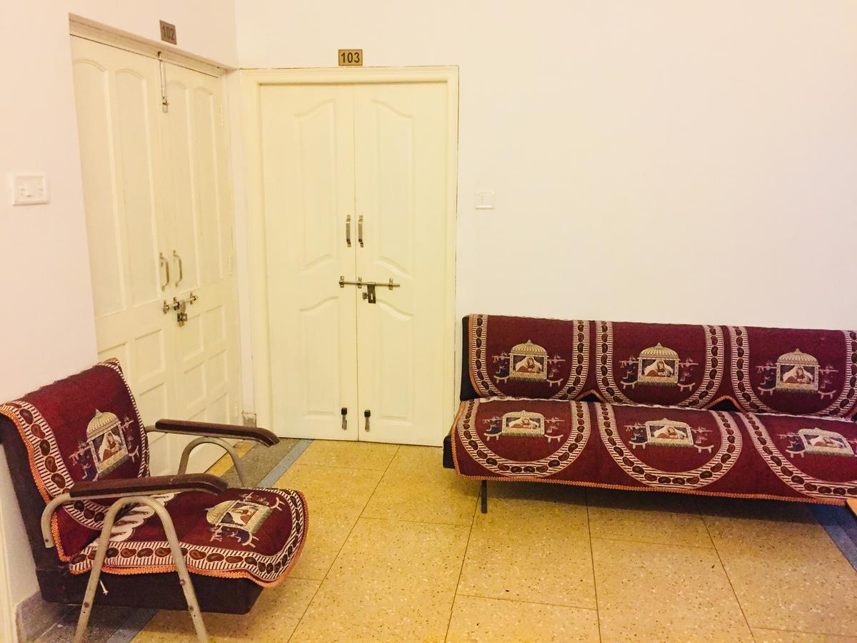 אודייפור Maa Ji House On Lake Pichola מראה חיצוני תמונה